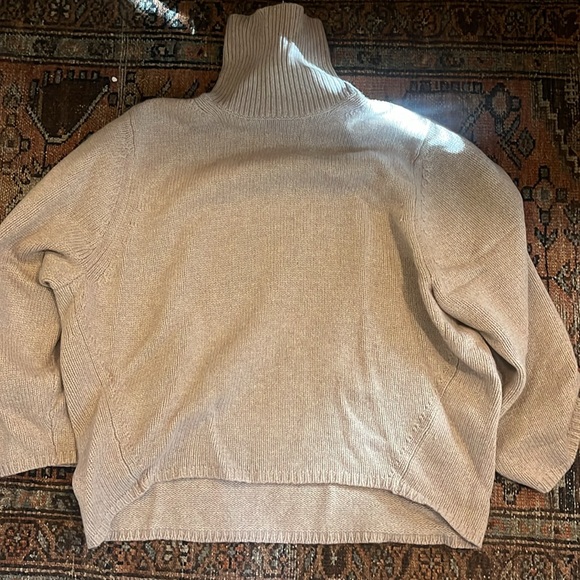 NWT| Toteme Wool and Cashmere Turtleneck - Picture 3 of 4